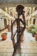 Hotel Don Quijote Plaza