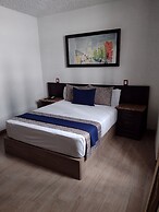 Hotel Don Quijote Plaza