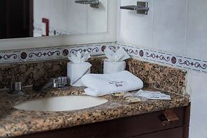 Hotel Don Quijote Plaza