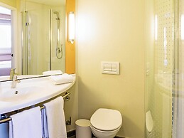 ibis Oviedo
