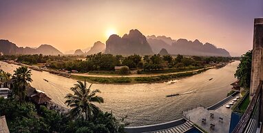 Inthira Vang Vieng