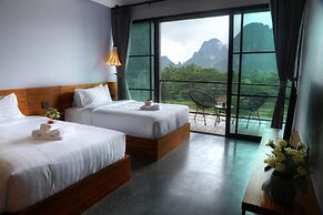 Inthira Vang Vieng