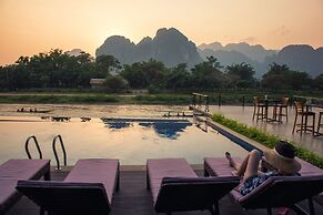 Inthira Vang Vieng