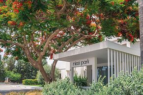 Nissi Park Hotel
