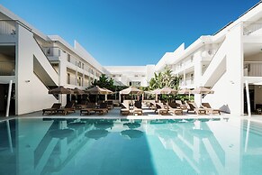 Nissi Park Hotel