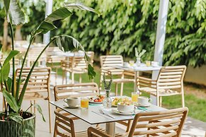 Nissi Park Hotel