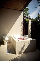 D Tunjung Resort & Spa