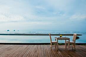 D Tunjung Resort & Spa