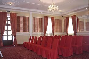 Optima Collection Kamianets-Podilskyi