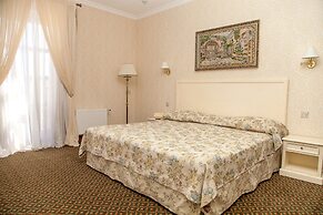 Optima Collection Kamianets-Podilskyi