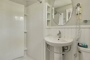 Handkerchief Shoals Inn