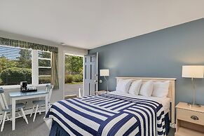 Handkerchief Shoals Inn