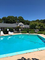Handkerchief Shoals Inn