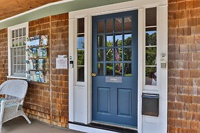 Handkerchief Shoals Inn