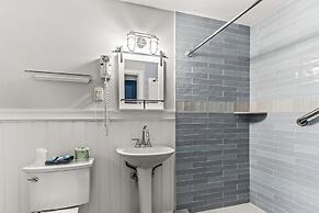 Handkerchief Shoals Inn