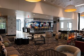 The Hotel at Kirkwood Center