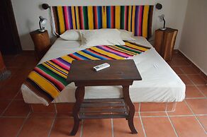 Lo Nuestro Petit Hotel