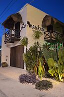 Lo Nuestro Petit Hotel