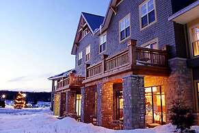 Calabogie Peaks Hotel, Ascend Hotel Collection