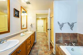 Calabogie Peaks Hotel, Ascend Hotel Collection