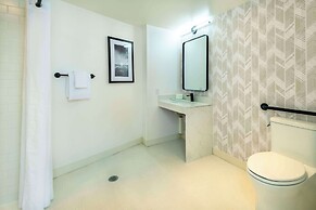 Calabogie Peaks Hotel, Ascend Hotel Collection