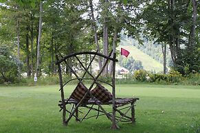 Calabogie Peaks Hotel, Ascend Hotel Collection