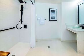 Calabogie Peaks Hotel, Ascend Hotel Collection