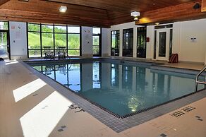 Calabogie Peaks Hotel, Ascend Hotel Collection