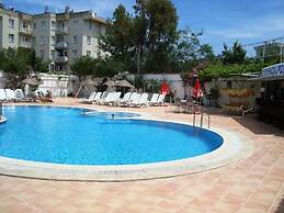 Golden Moon Apart Hotel