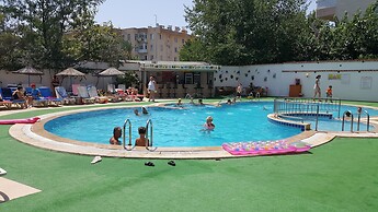 Golden Moon Apart Hotel