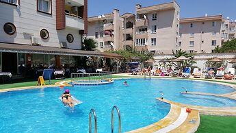 Golden Moon Apart Hotel