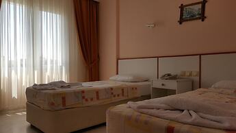 Golden Moon Apart Hotel