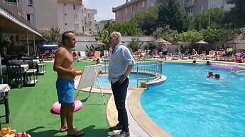 Golden Moon Apart Hotel