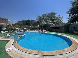 Golden Moon Apart Hotel