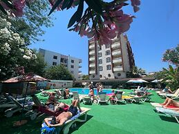 Golden Moon Apart Hotel