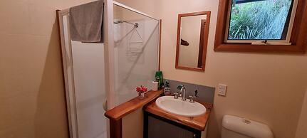 Eastern Reef Cottages