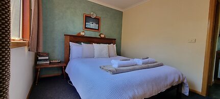 Eastern Reef Cottages