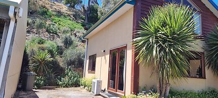 Eastern Reef Cottages