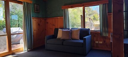 Eastern Reef Cottages