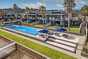 Sovereign Pier on the Waterways