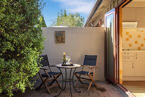 Settlers Boutique Motel