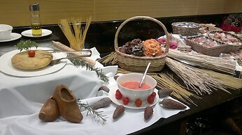 Hotel Ciudad de Ponferrada, Ascend Hotel Collection