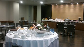 Hotel Ciudad de Ponferrada, Ascend Hotel Collection