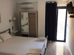 Christina Studios & Apartments