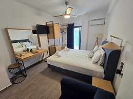 Christina Studios & Apartments