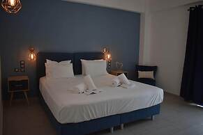 Christina Studios & Apartments