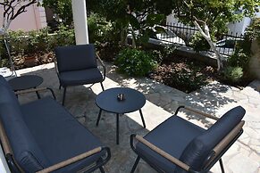 Christina Studios & Apartments