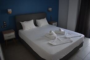 Christina Studios & Apartments