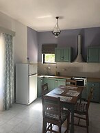 Christina Studios & Apartments