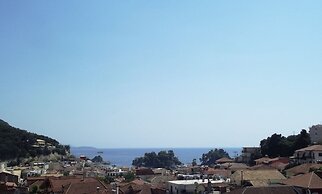 Christina Studios & Apartments